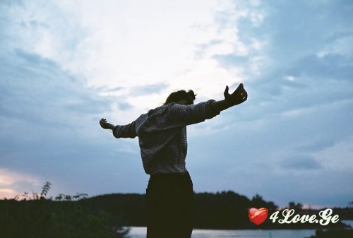 Alone ♛