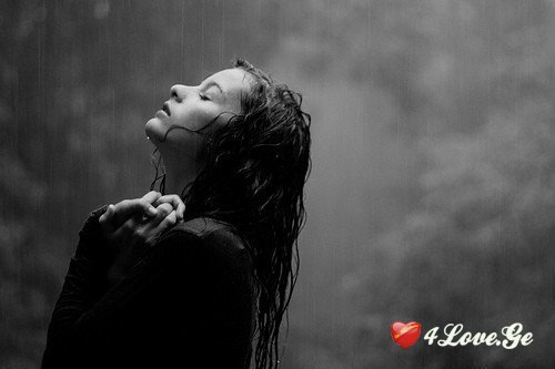 Rain Of Native Girl