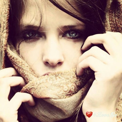 თინი Nicol (თვით ემოციას)