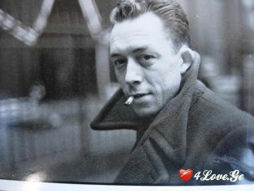 ალბერ კამიუ – ,,უცხო''