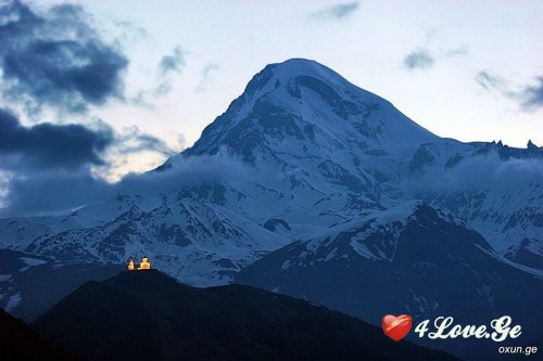სხვისი მისაბაძი რა მჭირს, – თვარა, – კი!..