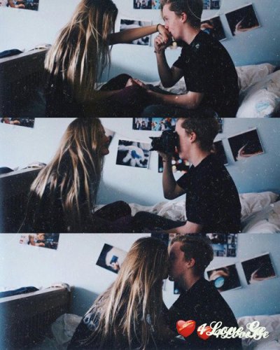 Take a photo with me.. please