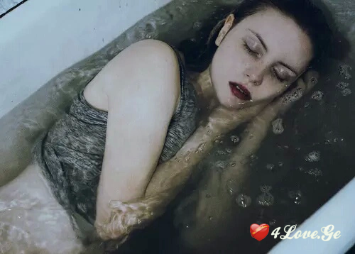 არა ვარ, მინდა გამოცოცხლება.. არა ვარ, მინდა გამოცოცხლება..