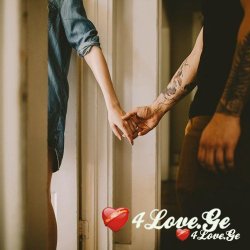 მთვარის ბნელ მხარეს