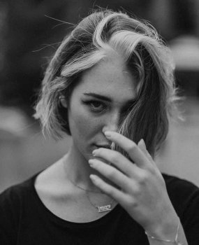 სევდა და ოპტიმიზმი